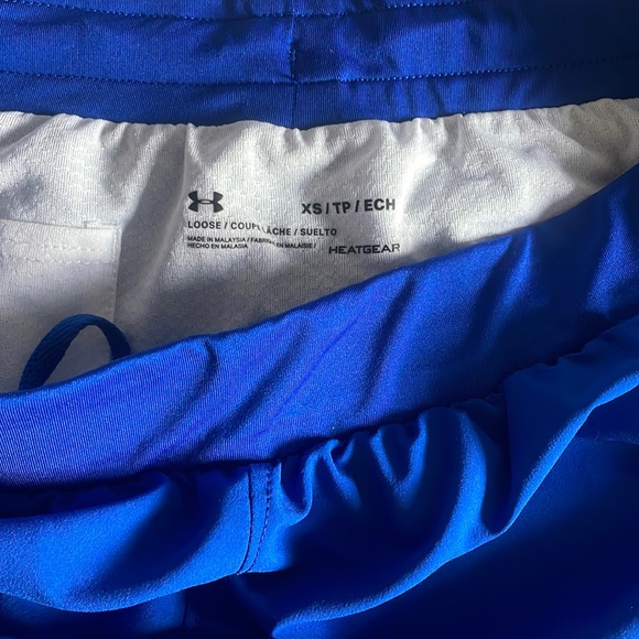 Under Armour athletic shorts - Picture 2 of 2